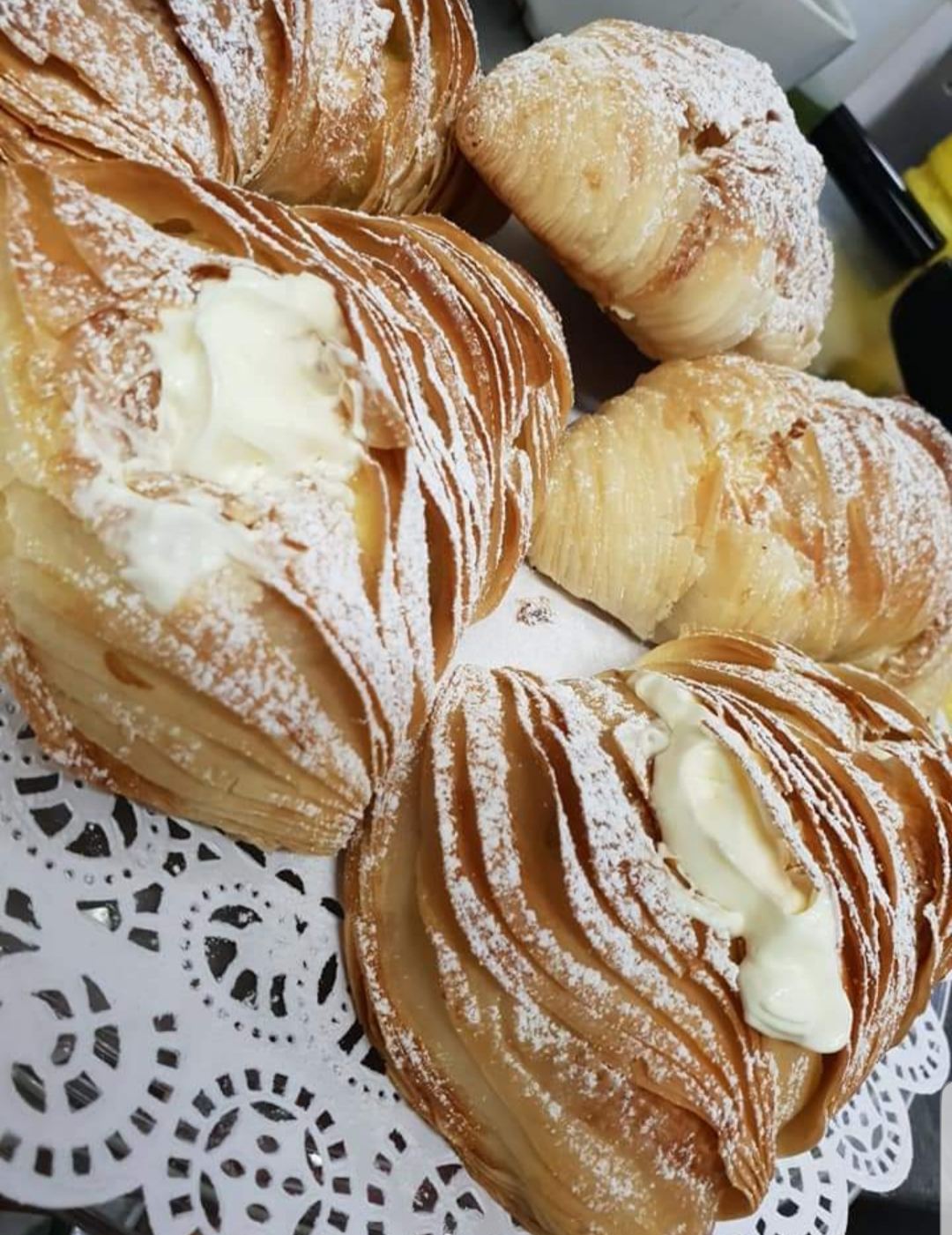 Sfogliatelle and cream-filled Italian pastries